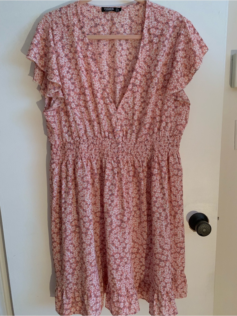 Yoins , Women's dress LightweightFloral Pink V-Neck Ruffle Sleeves peachy pink